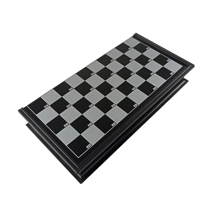 stragix-jeu-dames-plastique-plateau-classique